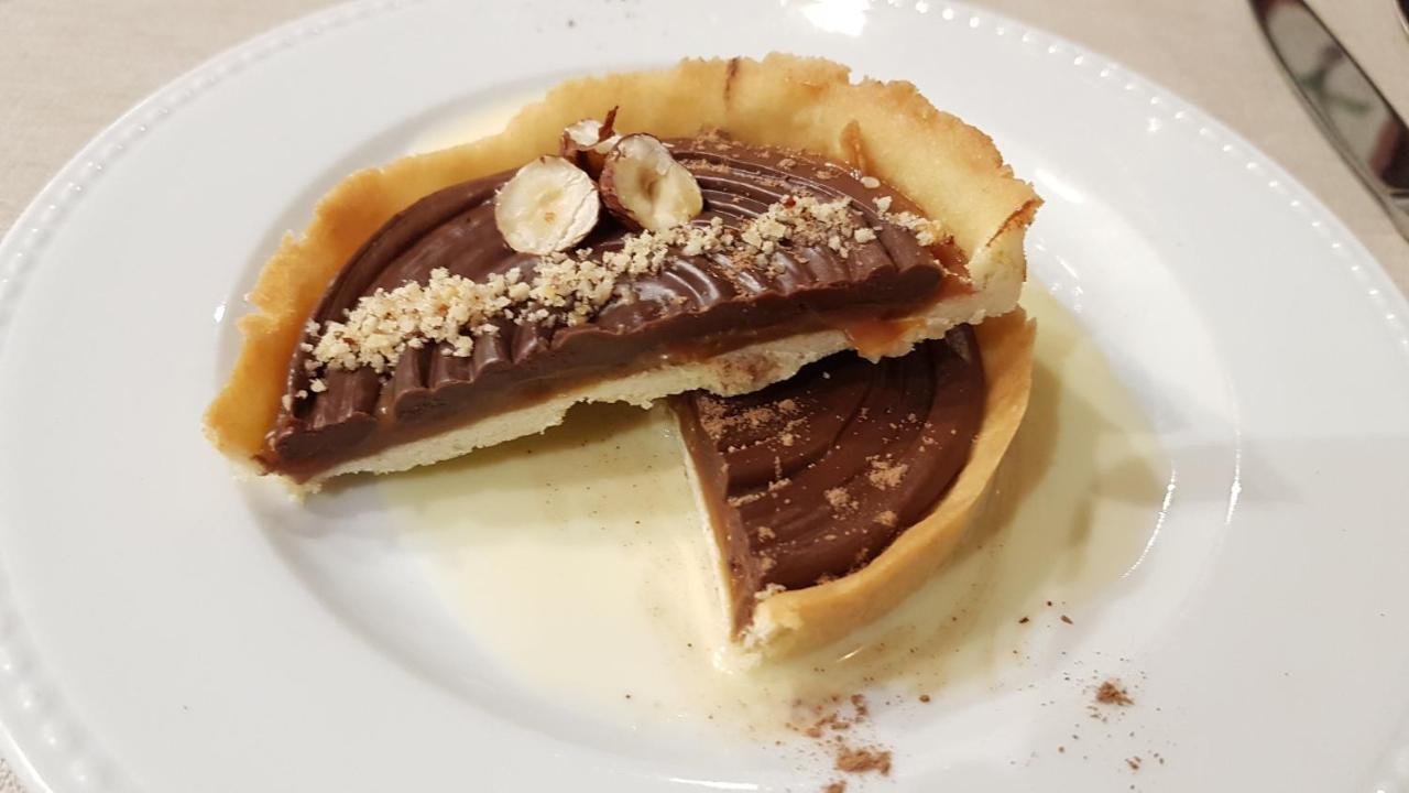 Logis - Hotel Restaurant La Sapiniere Wisques Экстерьер фото