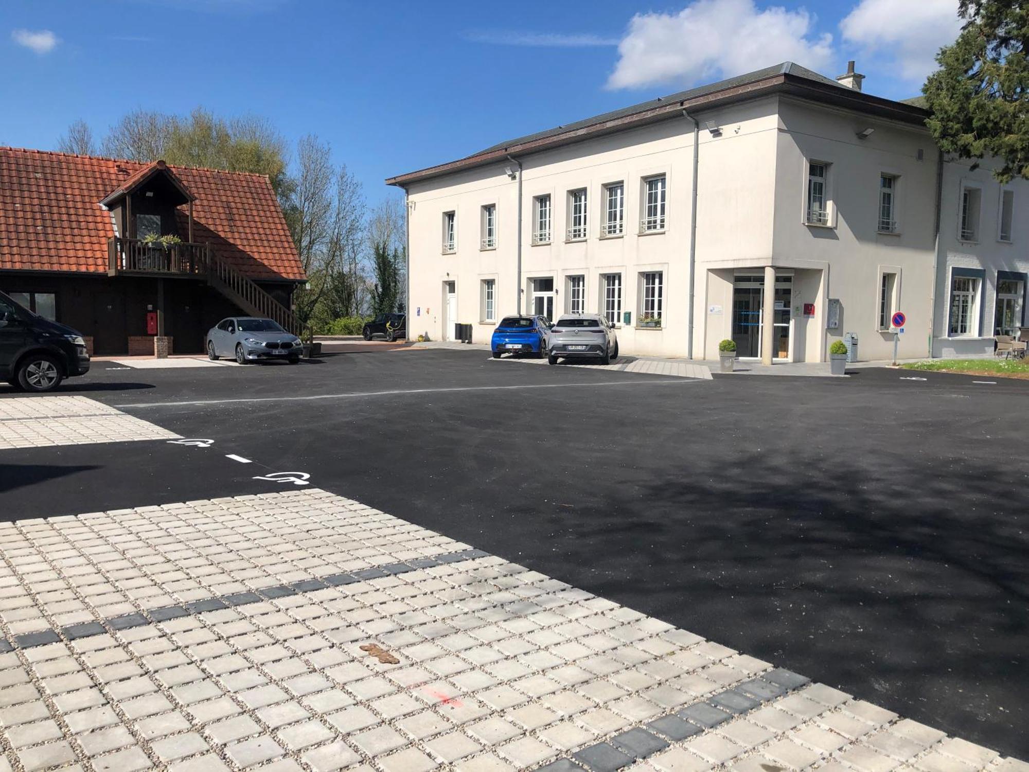 Logis - Hotel Restaurant La Sapiniere Wisques Экстерьер фото